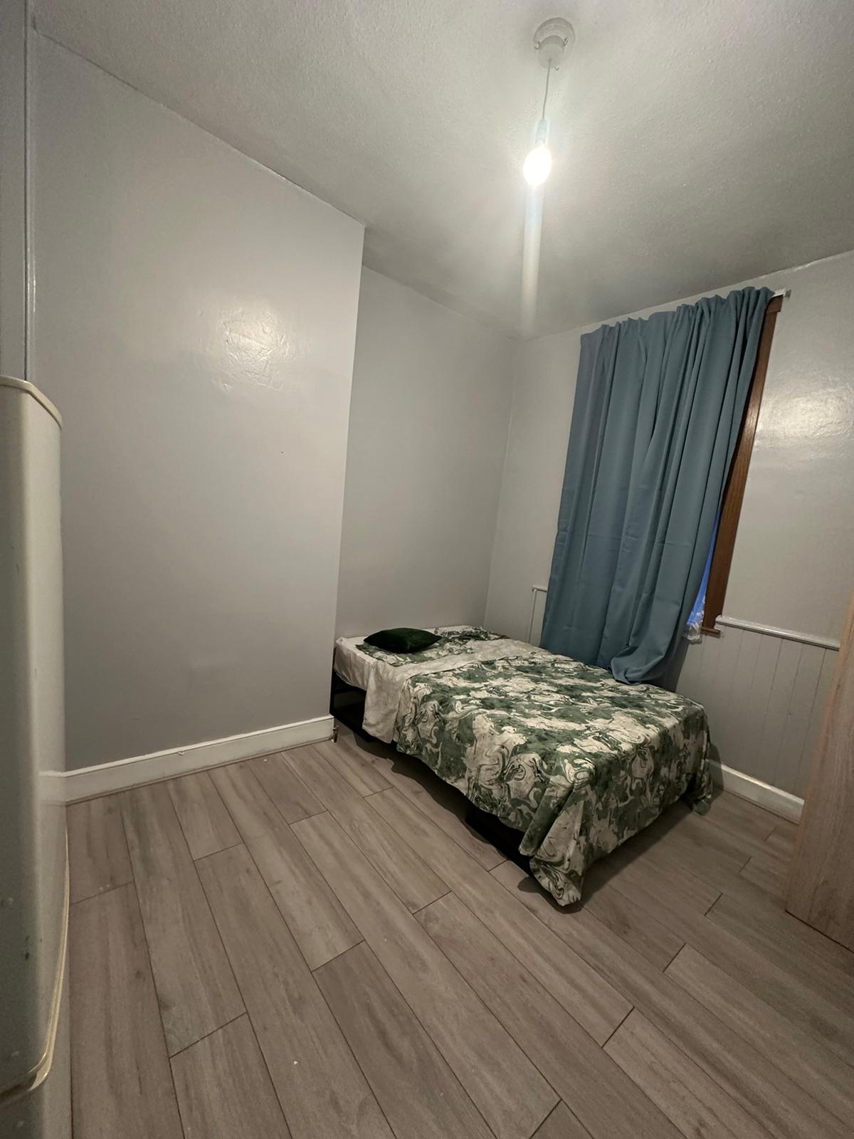 🌟 Double/Single Room – Earlsmead Road, Seven Sisters (N15 4